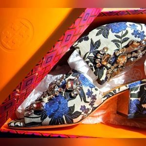 Heeled Tory Burch Crystal Sandals size 7.5